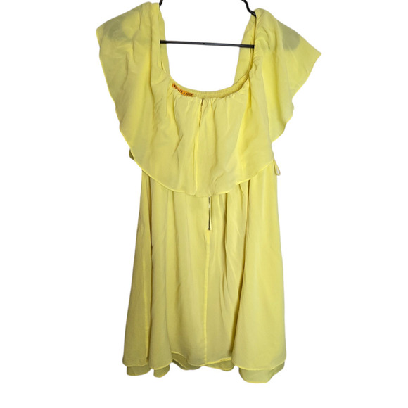 Alice + Olivia Shari Yellow Off-the-Shoulder Silk Dress - Picture 3 of 6
